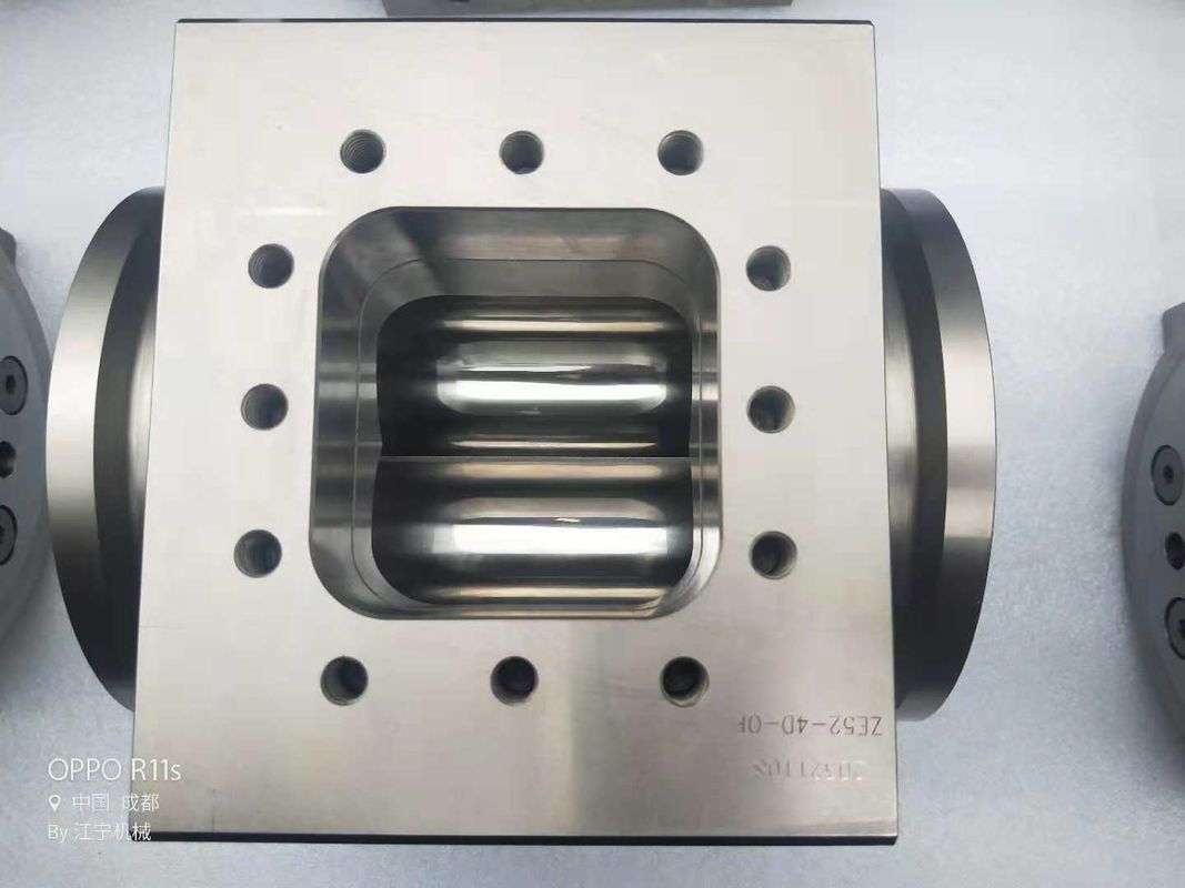 Barris de parafusos de extrusão Berstoff ZE 82