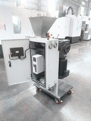 Alimentador lateral de gerencio de vibração para a indústria petroquímica da máquina gêmea da extrusora de parafuso
